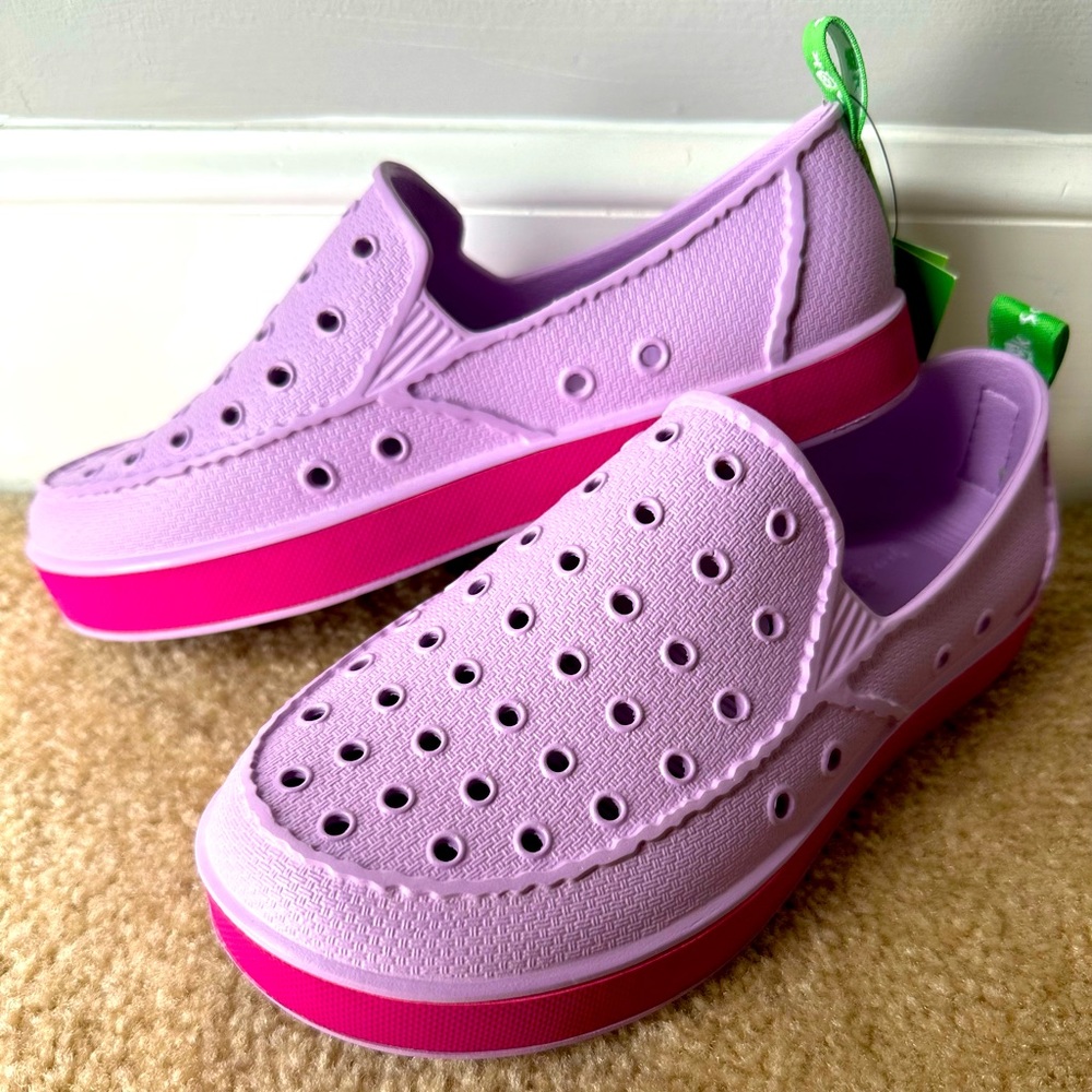 Sanuk Natives Crocs kids casual shoe 3 purple NWT